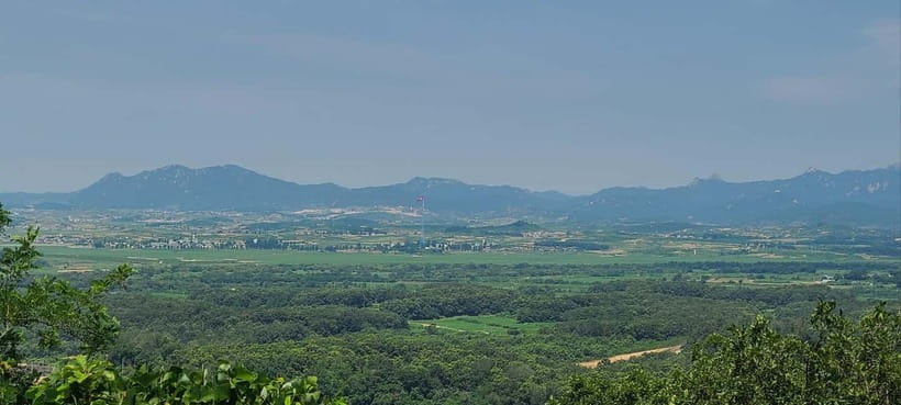 Seoul: DMZ Tour with Japanese-Speaking Guide - Imjingak Park begins with memory and symbolism