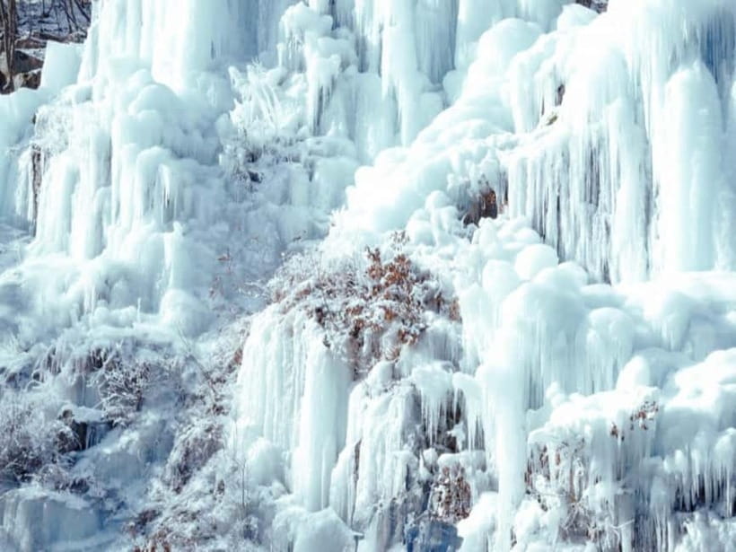 Seoul: Eobi Valley(Winter), Strawberry, Nami Island and Bike - Eobi Ice Valley from December 20 to March 11
