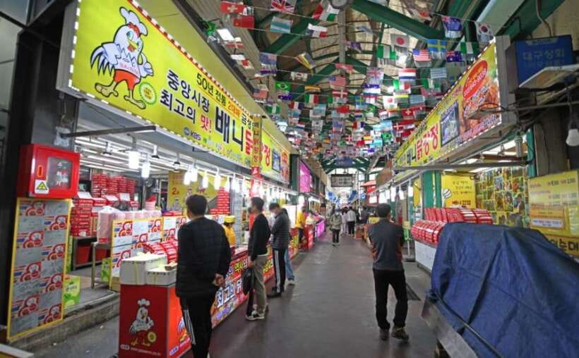 Seoul: Gangneung BTS K-Pop & K-Drama Filming Locations Tour - Option 1: ARTE Museum, market food, and the Goblin coast