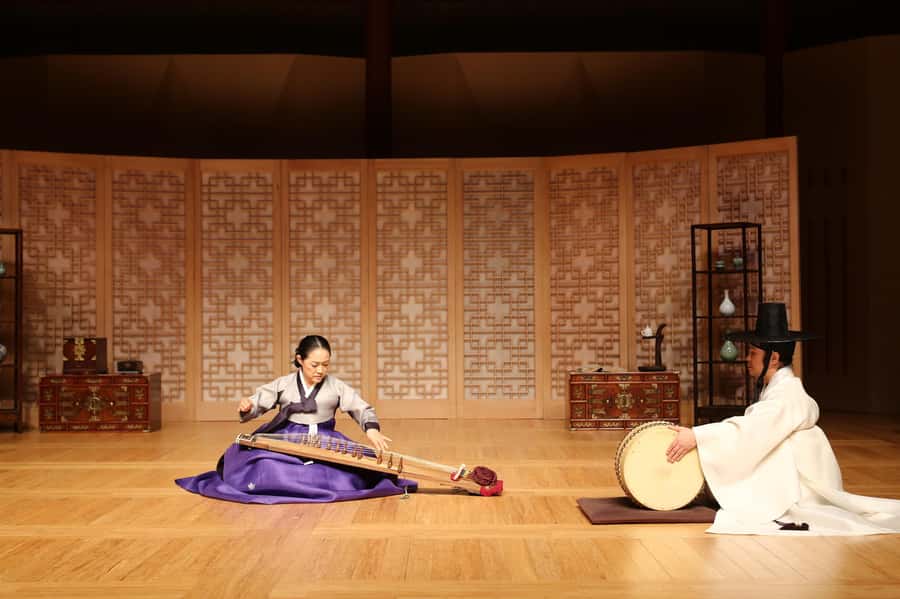 SEOUL: Gugak - Korean Traditional Music Museum&Concert Tour - From instruments to the concert hall