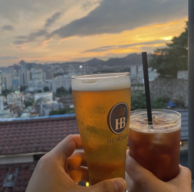 Seoul: Guided City Wall Sunset Hike with Korean Dinner - The hillside café stop