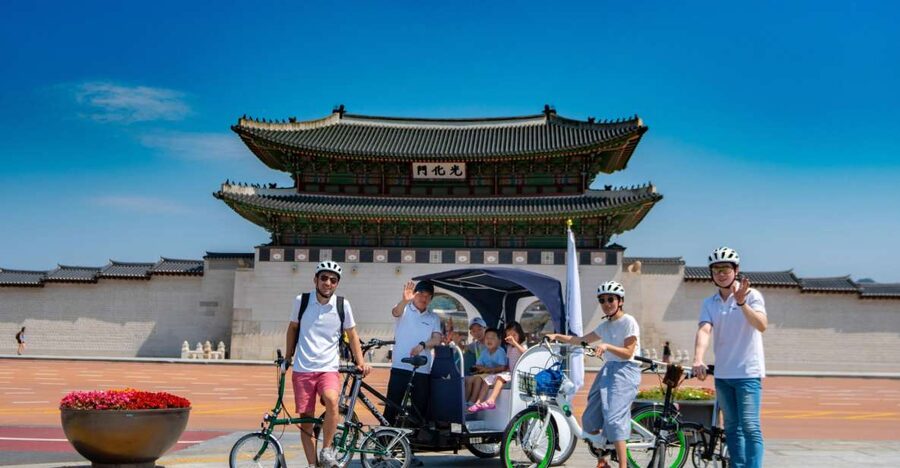Seoul: Guided Small Group V.I.P Morning Pedicab Tour - Why A Pedicab Works So Well In Old Seoul