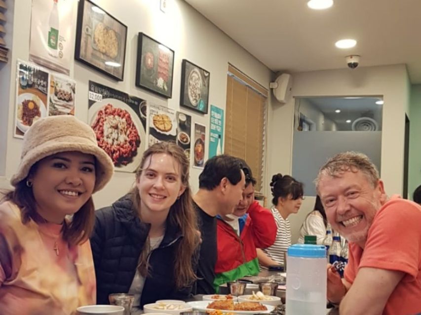 Seoul: Gwangjang Market Netflix Food Tour - How much food do you really get?
