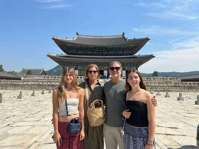 Seoul Highlights: Gyeongbok Palace, Insadong & N Seoul Tower - What this Seoul tour is really designed to do