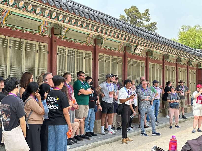 Seoul Highlights: Gyeongbok Palace, Insadong & N Seoul Tower - Namsangol Hanok Village slows the afternoon