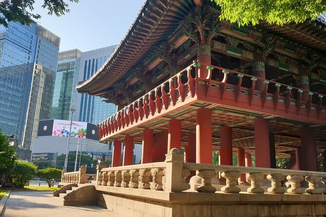 Seoul History Walking Tour - Admiral Yi and King Sejong in the heart of Seoul