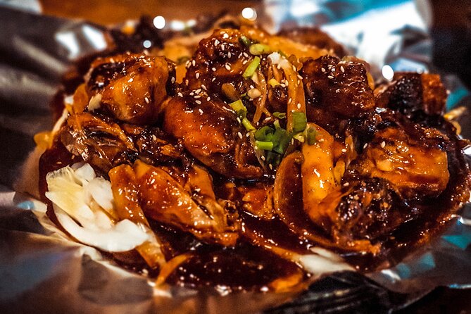 Seoul: Korean Chicken & Beer Night Tour with Local Hidden Gems - Three restaurants, three ways to understand chicken
