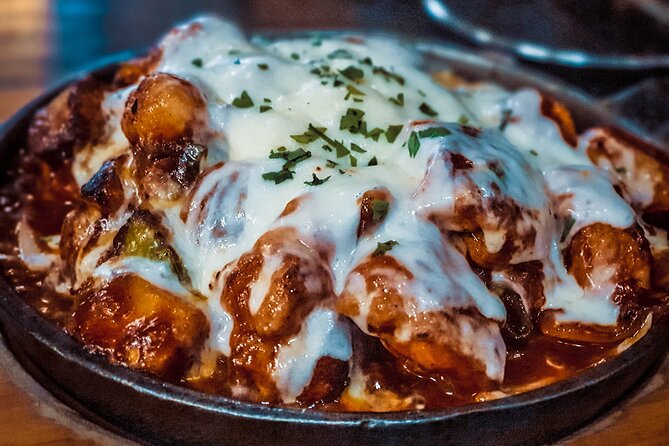 Seoul: Korean Chicken & Beer Night Tour with Local Hidden Gems - Guides make or break this kind of night