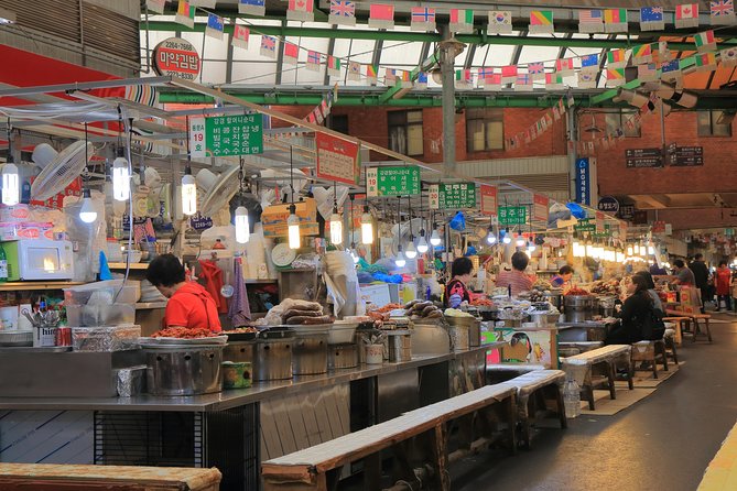 Seoul Like a Local: Private & Personalized Experience (2-3 hours) - Gangnam and Starfield COEX Mall