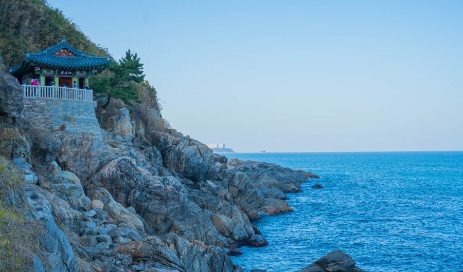 Seoul: Mt Seorak + Naksansa Temple or Nami Island Group Tour - Is $68 good value for such a long day?