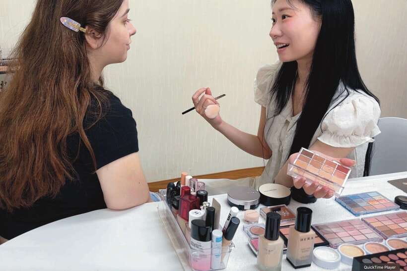 Seoul: Personalized Korean-style Makeup Experience - The Finished Look: Korean Style Without Costume