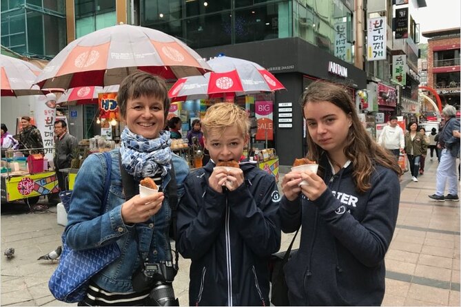 Seoul Private 4 Hour Tour with A Korean Buddy - Guides, communication, and the personal touch