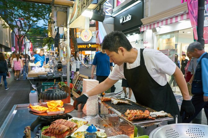 Seoul Private Food Tours with a Local Foodie: 100% Personalized - Sillim-dong’s Sundae Town and regional specialties