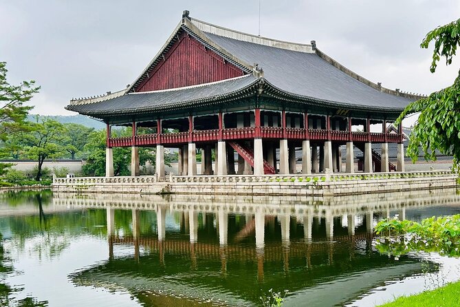 Seoul Private Tour with hidden gem of Seoul - Insadong for traditional shops and lunch