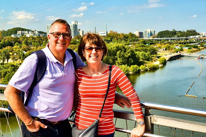 Seoul Private Tours by Locals: 100% Personalized, See the City Unscripted - Palaces and Cheonggyecheon in one packed day