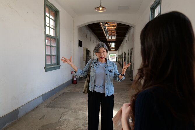 Seoul’s Hidden Dark History Guided Tour of Seodaemun Prison - Meeting Dongnimmun Gate at 2 p.m.
