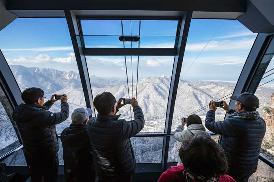 Seoul: Seorak Mountain+Nami Island+Eobi Ice Valley Tour - Why this route works from Seoul