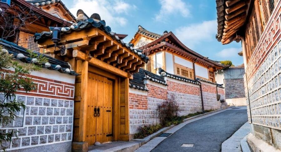 Seoul Your Way: Private Custom Experience with a Local Guide - A practical introduction to Seoul transport
