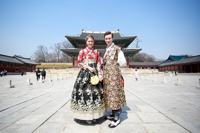 Small Group Seoul Highlight Tour opt. Hanbok & Tea Ceremony - Gwanghwamun Square and the Joseon royal center