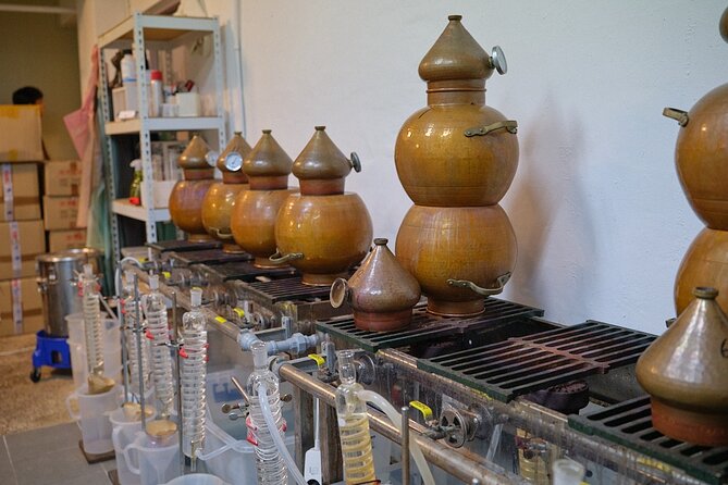 Soju Tasting at Distillery - story of 3 pigs - Sam Lee’s role in the evening