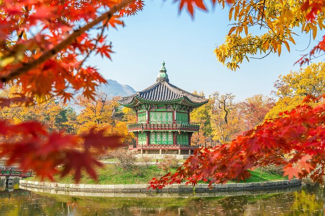 Tailored Private Tour from Seoul - Bukchon Hanok Village and traditional Seoul