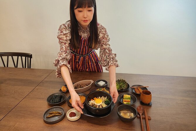 Traditional Korean 6-Dish Cooking Class + Hidden Alley Tour Seoul - Cooking six dishes in one session
