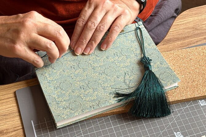 Traditional Korean Bookbinding Experience in Seoul, Hongdae - Why this Seoul craft class is worth two hours