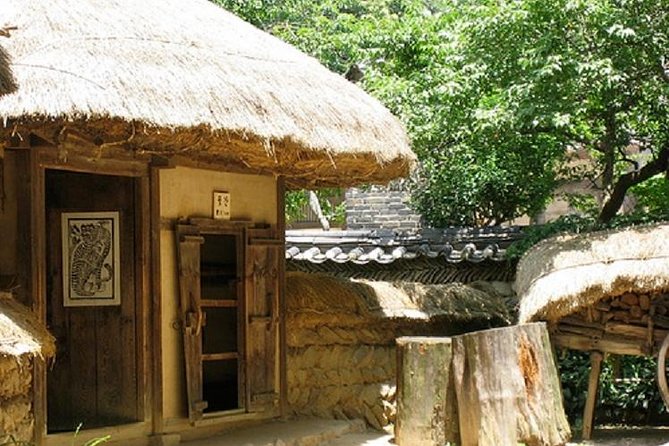 Traditional Korean folk village Afternoon tour - Inside the village, take your time with the houses