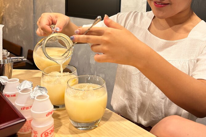 Traditional Soju Class and Makgeolli Tasting in Seoul - What to know before you book