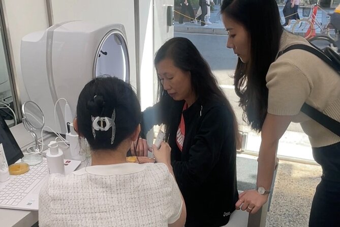 Ultimate K-beauty Experience: from Make up to Photoshoot - Finding colors that suit your features