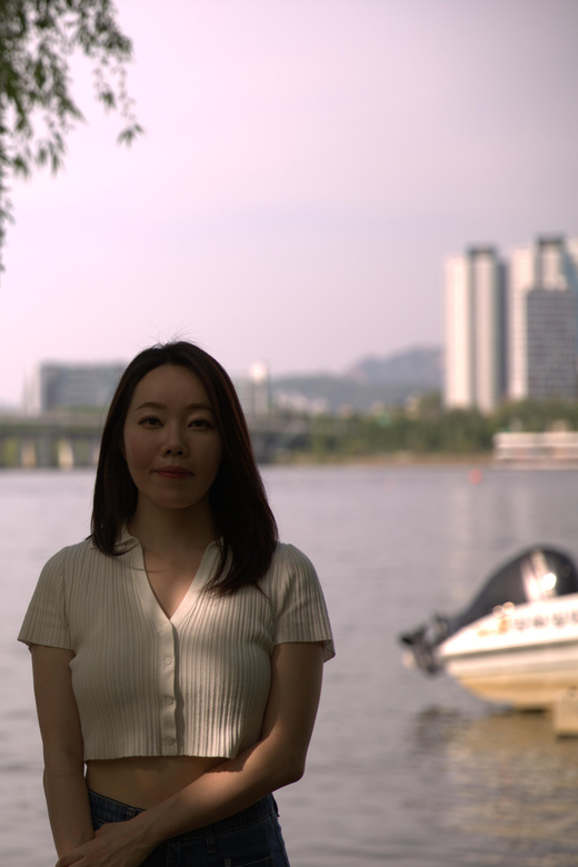 Unique Native Experience : Han River Picnic, Board game, BBQ - A 50-minute walk beside the river