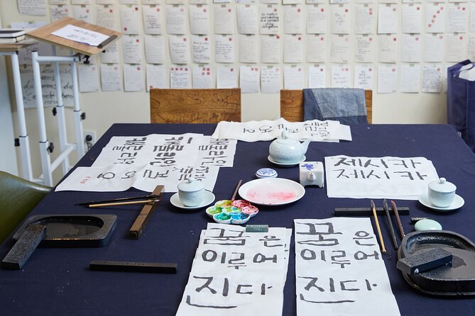 Write a Meaningful Korean Calligraphy Scroll in Insadong - First practice: brushes, ink, and basic Hangul strokes