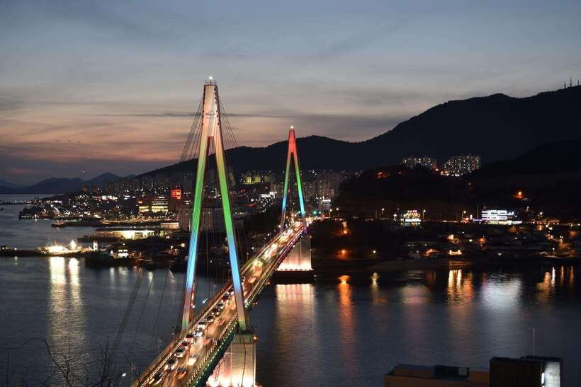 Yeosu: Private Taxi Car Private Charter Tour - Taking in the view from the Maritime Cable Car