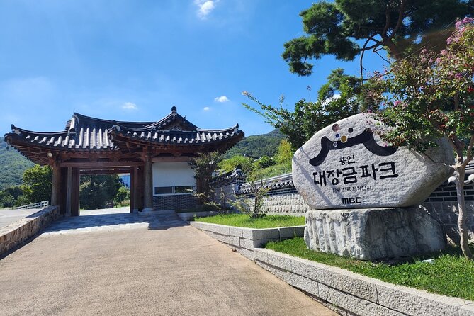 Yongin Dae Jang Geum Park Tour from Seoul - Meeting in Myeong-dong and riding to Yongin